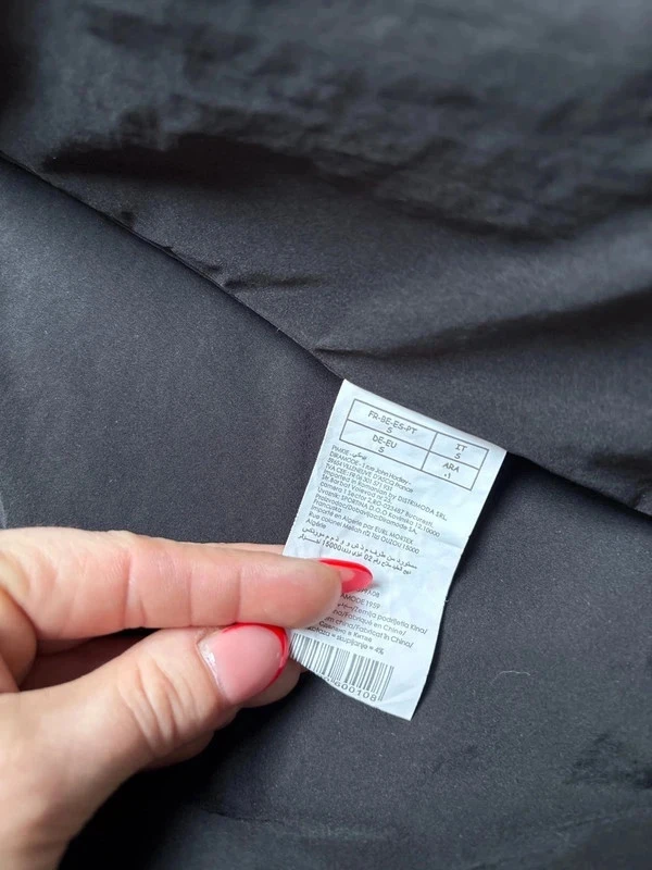Veste de pele sintética preta macia tamanho S – photo 4